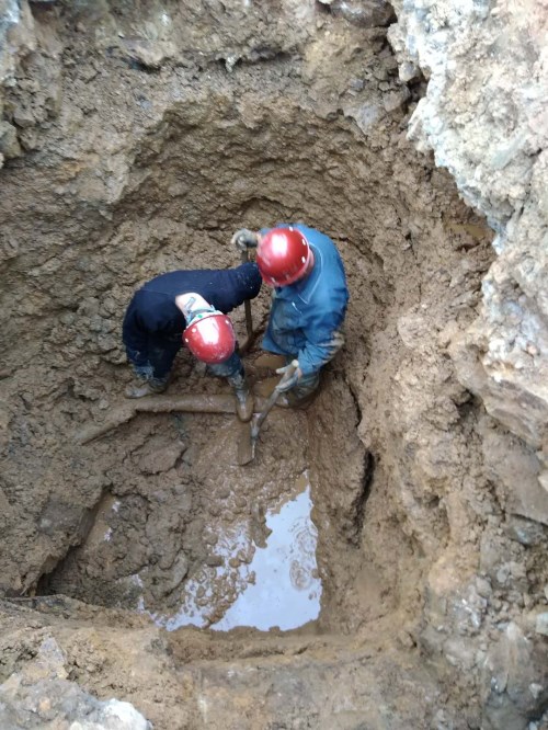 管修搶修_副本 管修搶修_副本